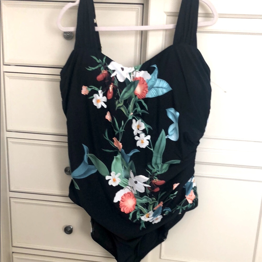 Jantzen Black Floral One-Piece Swimsuit